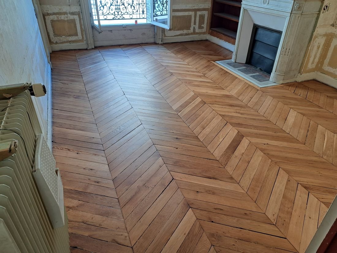 Parquet en point de Hongrie rénové, rue Ampère à Paris